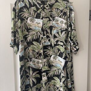 Campia Tropical Leaf Print Shirt